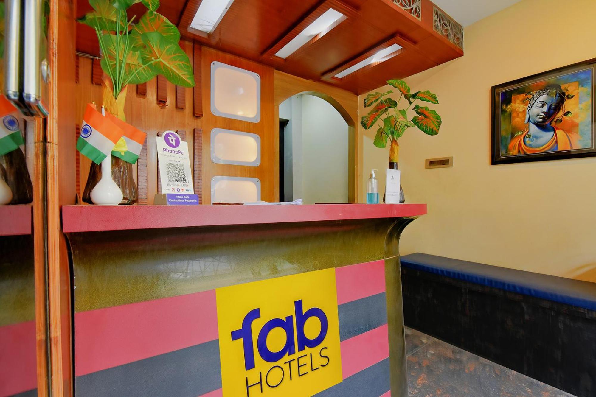 Fabhotel Middleton Desire - Nr Niladri Vihar Square Бхубанешвара Экстерьер фото